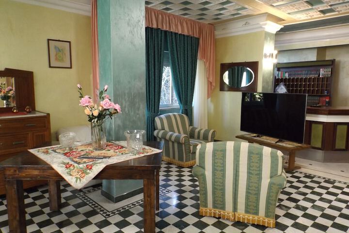 Hotel Interior 3 of 36