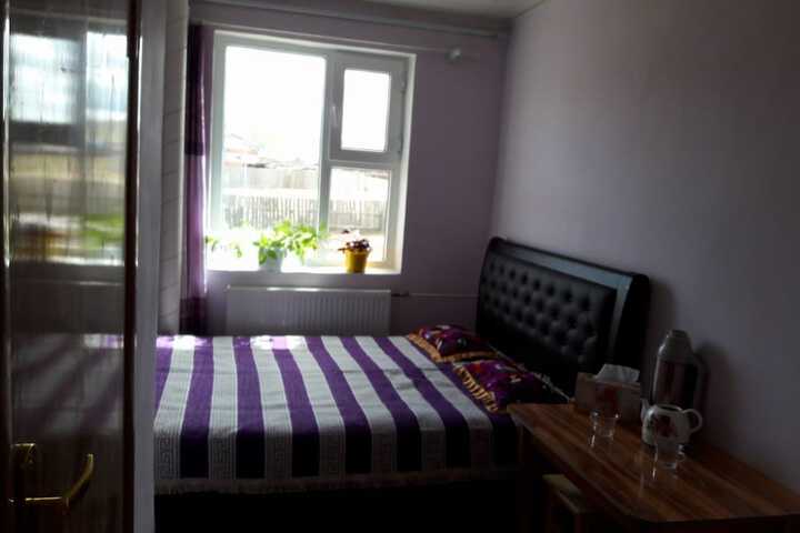 Room 8 of 43