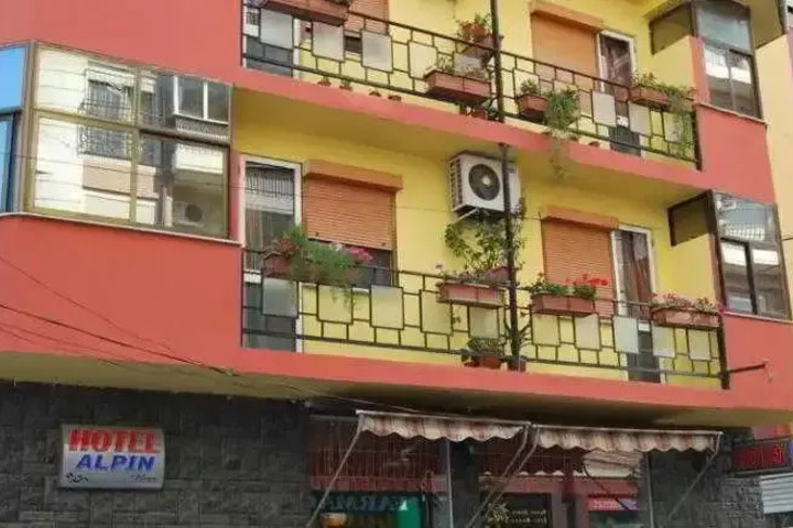 HOTEL ALPIN