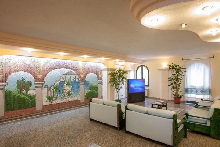 Hotel Lobby