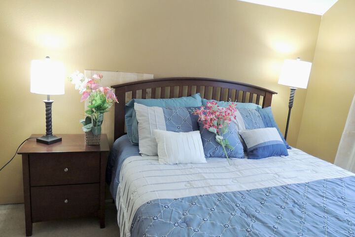 Room 9 of 117