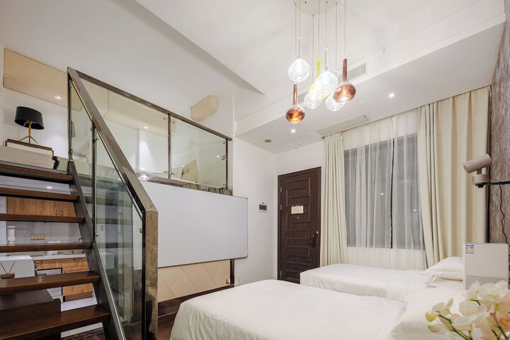 Room 22 of 140