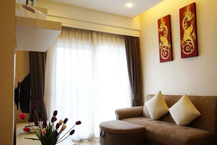 Room 14 of 27