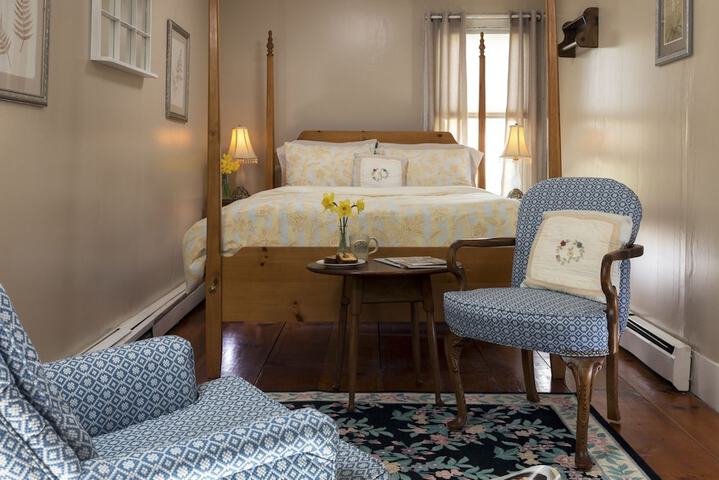 Room 6 of 27
