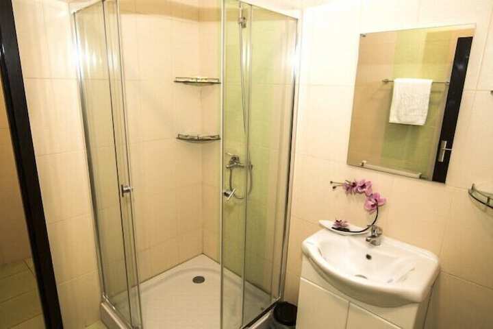 Room 54 of 147