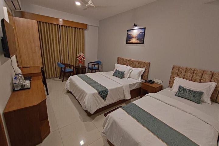 Room 34 of 73