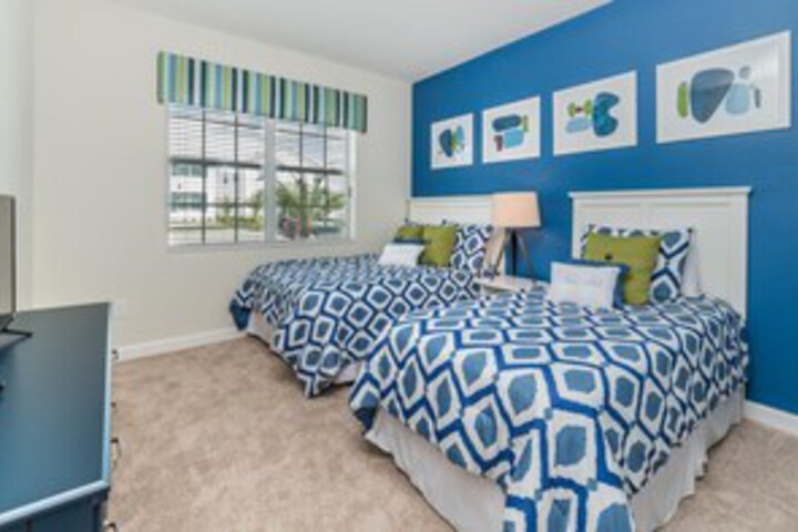 Room 34 of 35