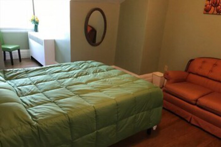 Room 92 of 108