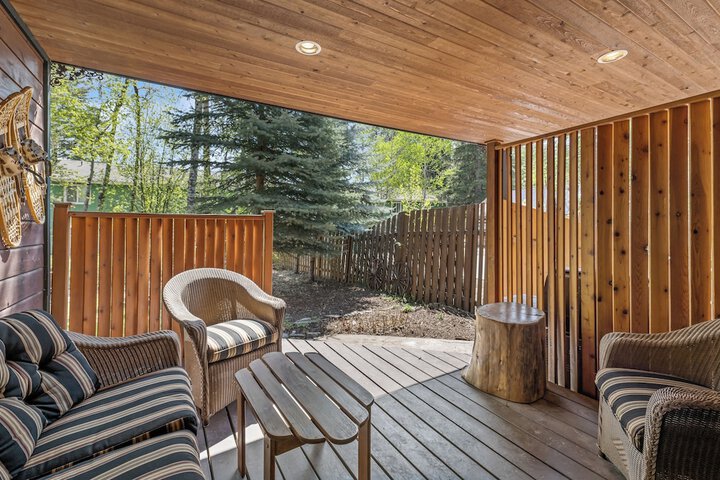 Terrace/Patio 34 of 92