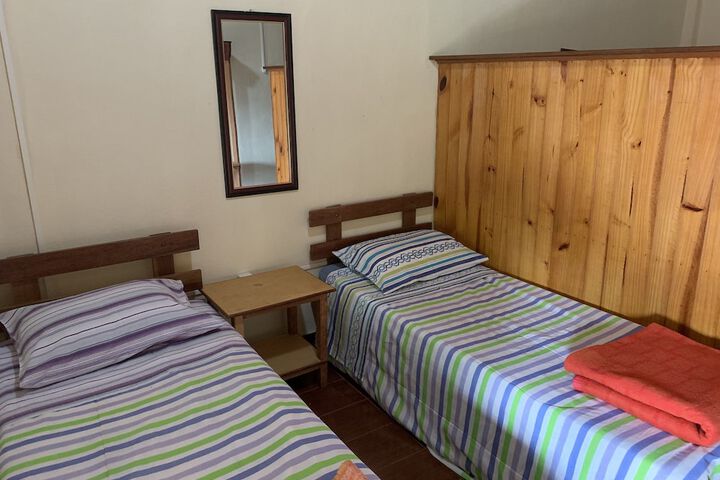 Room 6 of 60
