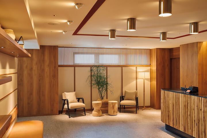 Hotel Interior 5 of 110