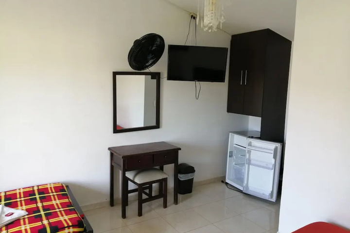 Room 2 of 18