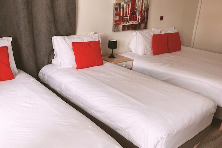 Room 48 of 128