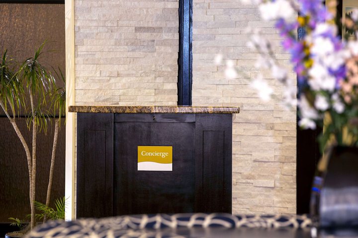 Concierge desk