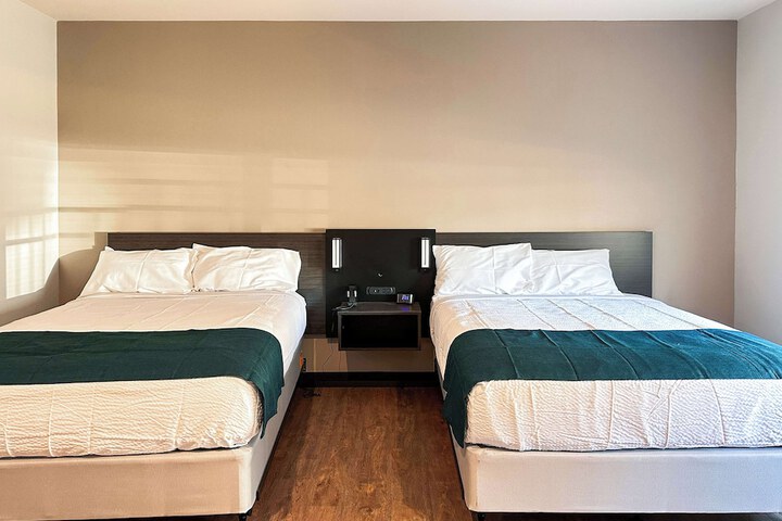 Room 5 of 31
