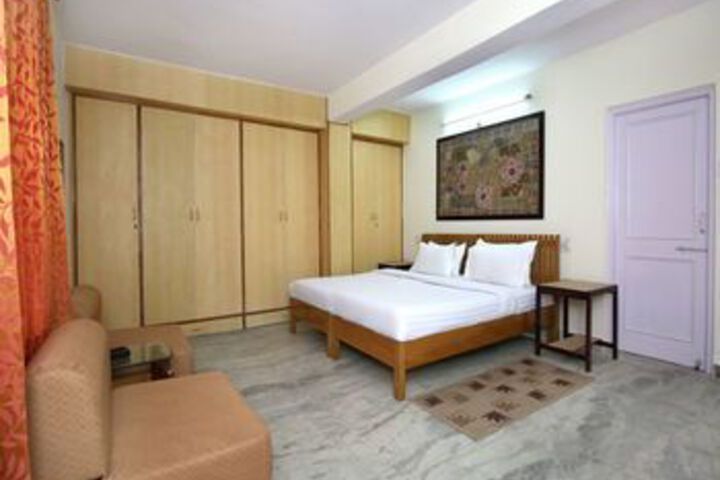 OYO 9839 Home Cozy 3BHK Sanjauli