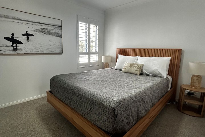 Room 25 of 142