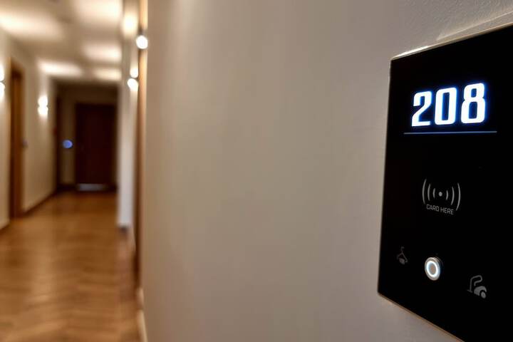 Room 23 of 56
