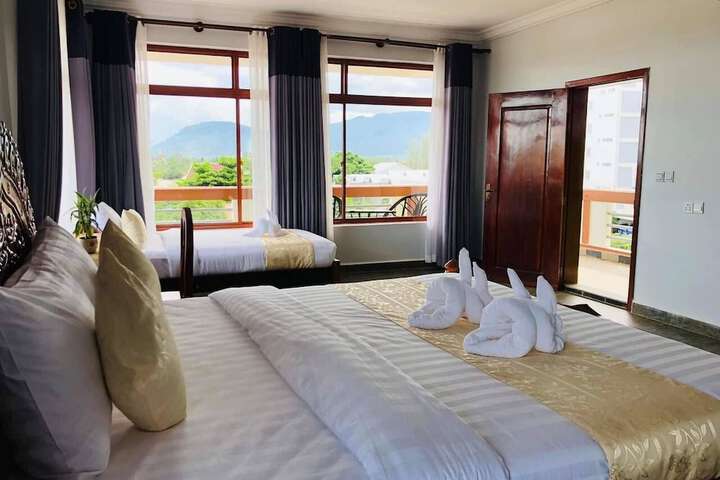 Room 3 of 15