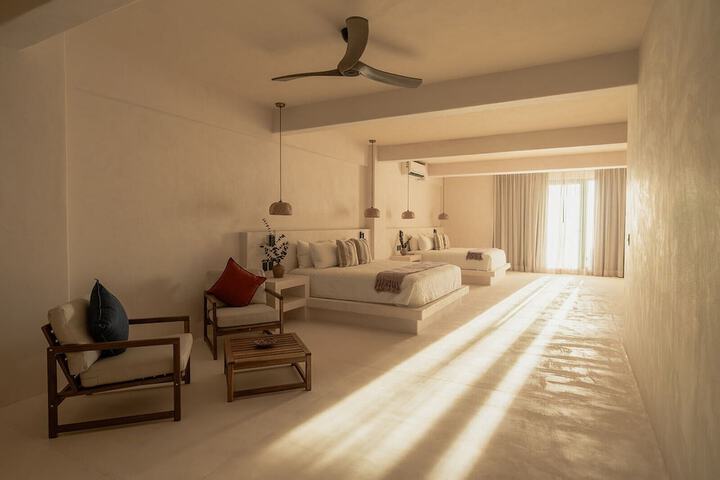 Room 7 of 67