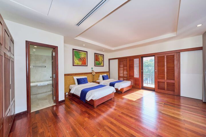 Room 40 of 125
