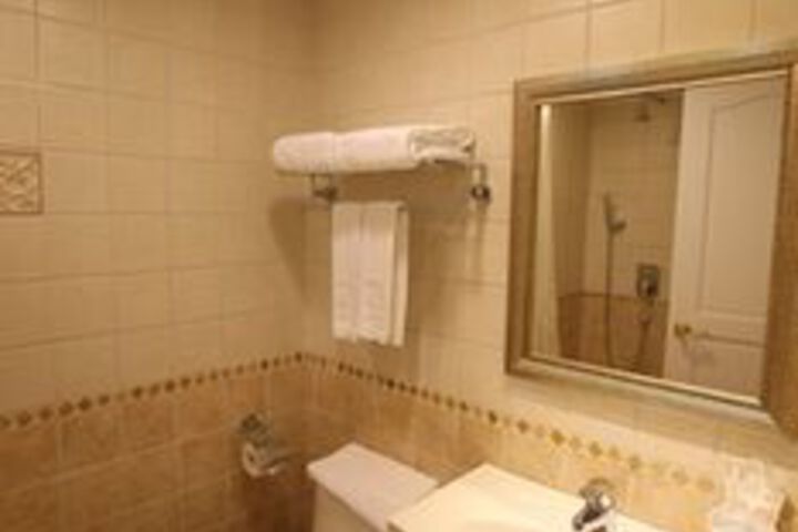 Room 3 of 29