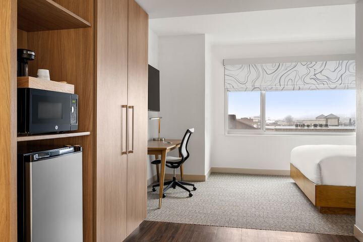 Room 12 of 73