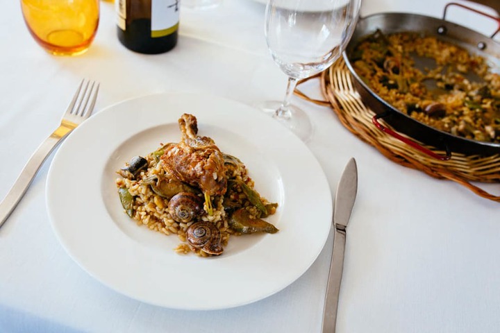 Dining 29 of 56