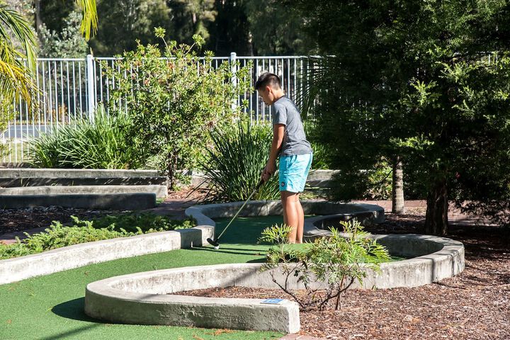 Golf 19 of 37