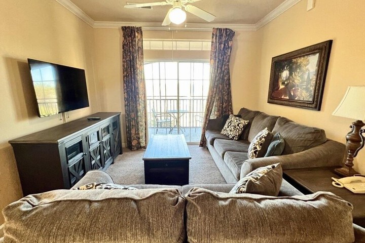 Room 12 of 24