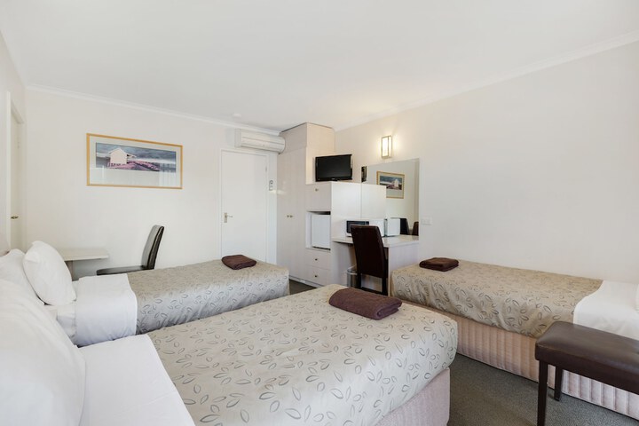 Room 19 of 52