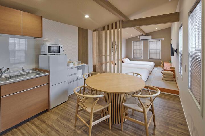 Room 4 of 67