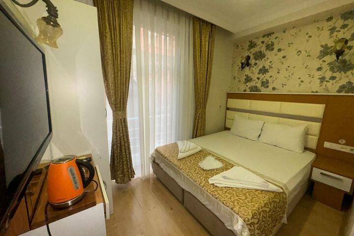 Room 37 of 70