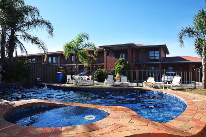 Hotel with Pool