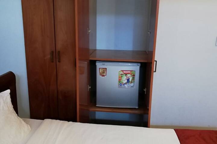 Room 4 of 26