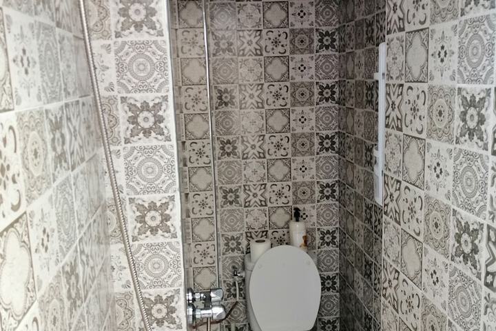 Room 21 of 32