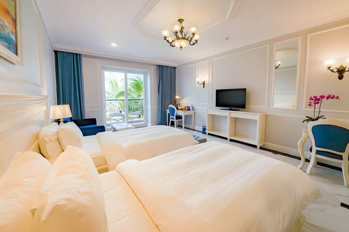 Room 58 of 195