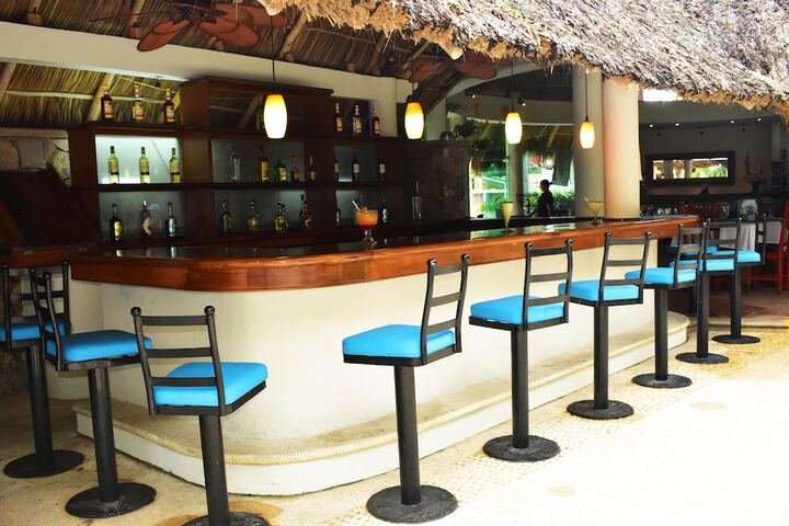 Lounge 52 of 60