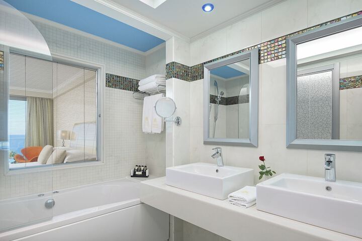 Clean Restrooms