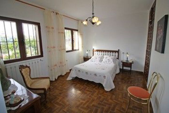 Room 15 of 24