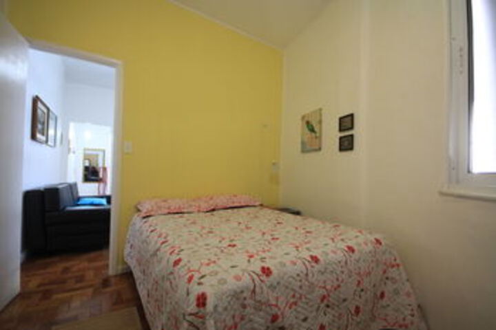 Room 8 of 19