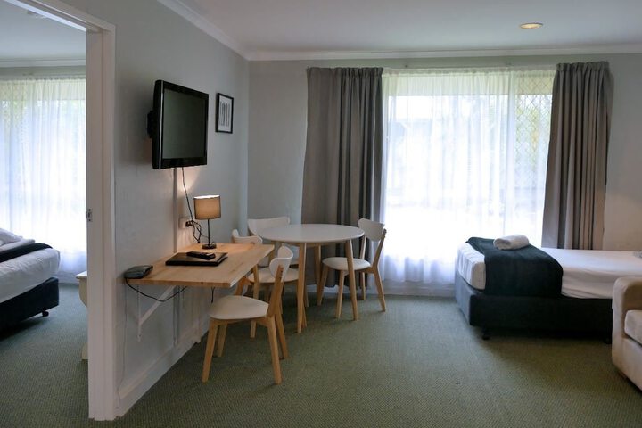Room 30 of 75