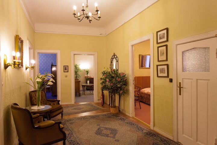 Lobby Photos