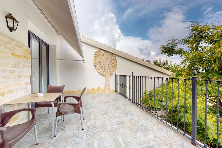 Terrace/Patio 30 of 77