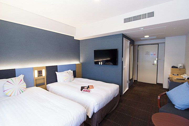Room 21 of 70