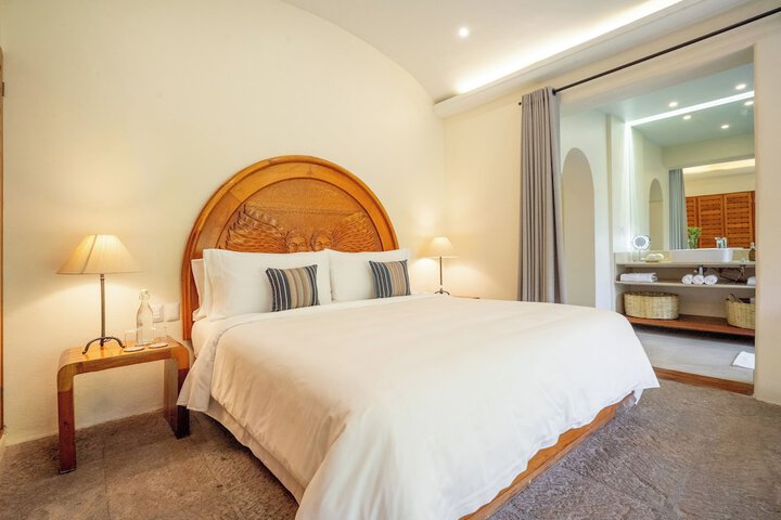 Hero Image 1 of 84
