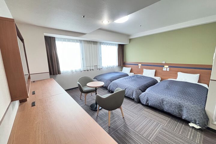 Room 8 of 41