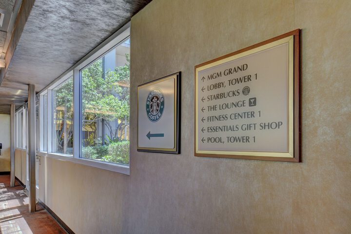 Ballroom/Hall 42 of 65