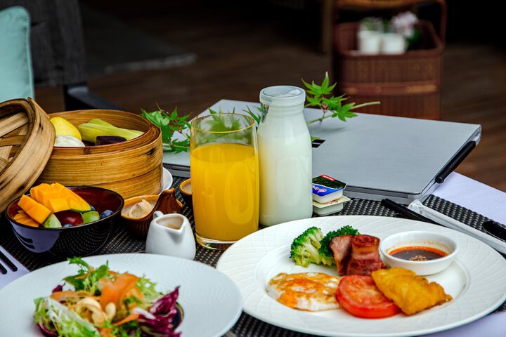 Breakfast/Coffee Service 22 of 34