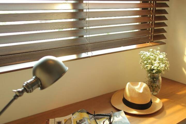 Room 15 of 50
